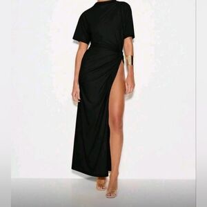 Elegant Black Maxi Dress